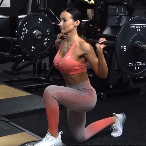 Rare Gymshark Set Amplify Leggings & Sports Bra in Light grey & coral - Picture 2 of 4